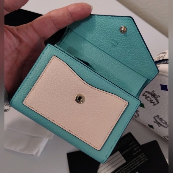 MCM Spektrum Camera Bag With MCM Blue Lagoon Wallet NWOT - Picture 15 of 16